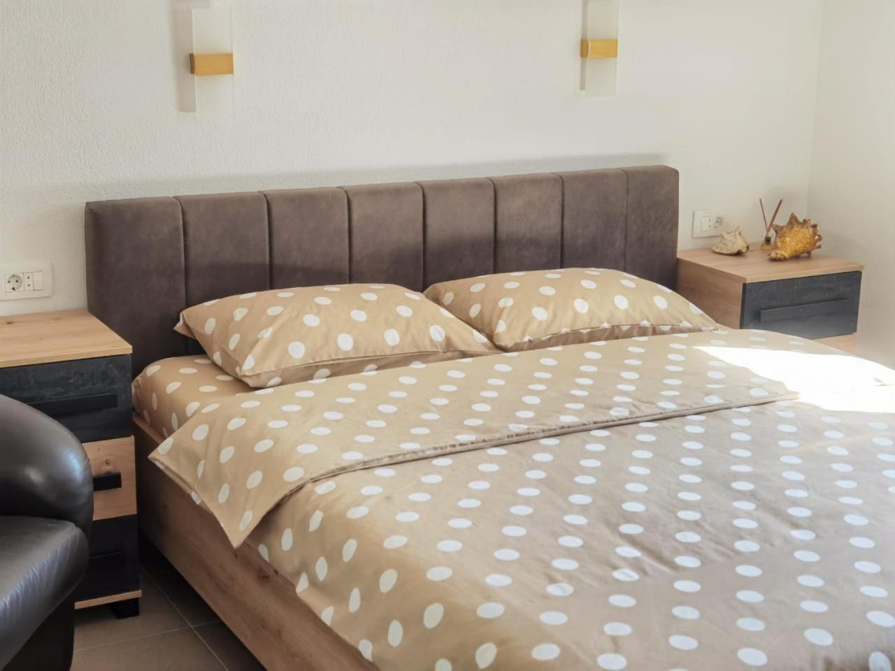 Calm Nest Apartment Niksic Exterior photo